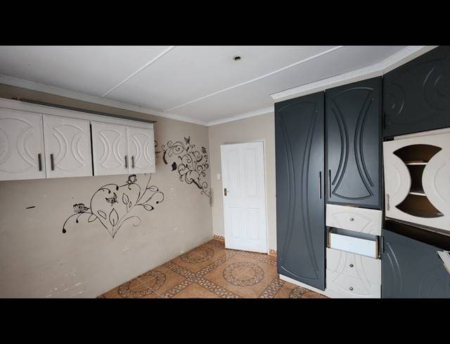 4 BEDROOM FREESTANDING FOR SALE IN ALLANDALE